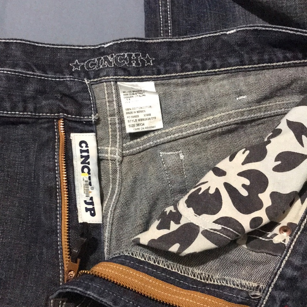 Cinch mens blue jeans size 38x34